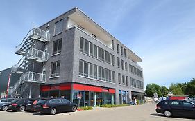 هامبورغ Arena Hostel & Monteurzimmer Exterior photo